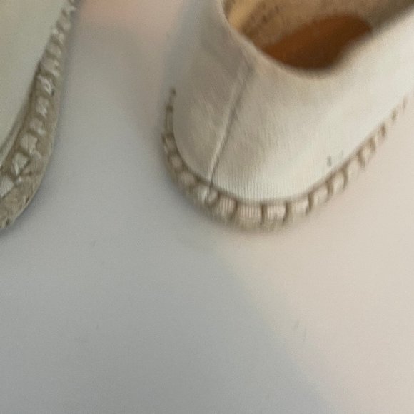 J Crew Black & Ivory Flat Espadrilles Slip-on Toe Cup - Picture 6 of 7